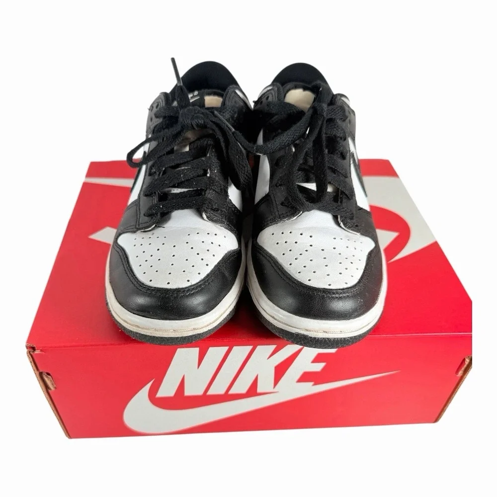 BOYS GRADE SCHOOL NIKE DUNK LOW BIG_WHITE/BLACK-WHITE CW1590-100-SIZE 3.5YW/ Box
